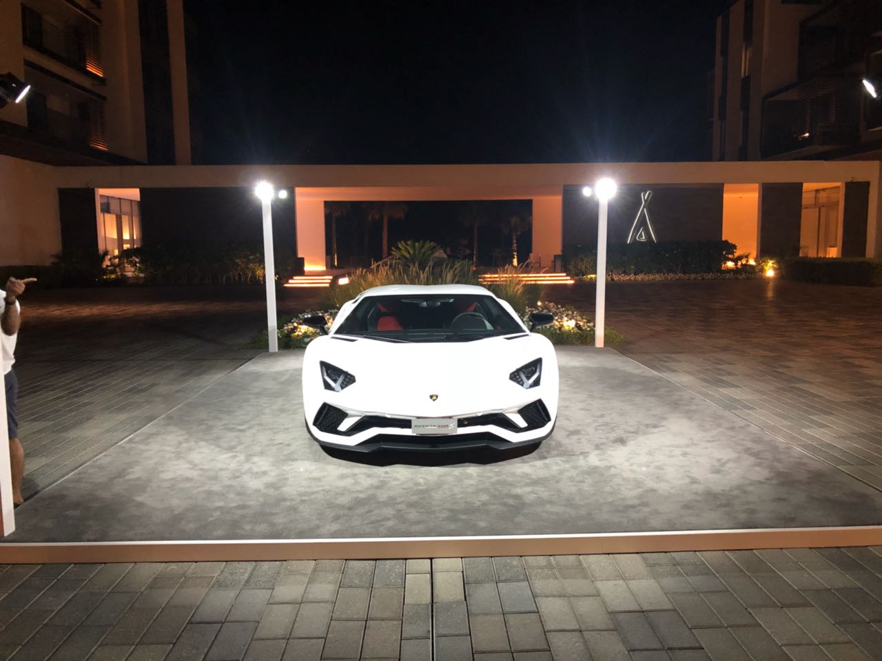 Lamborghini – Nikki beach